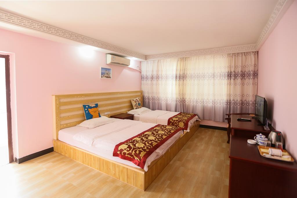 Fawlty Towers Hotel Dương Sóc Ngoại thất bức ảnh