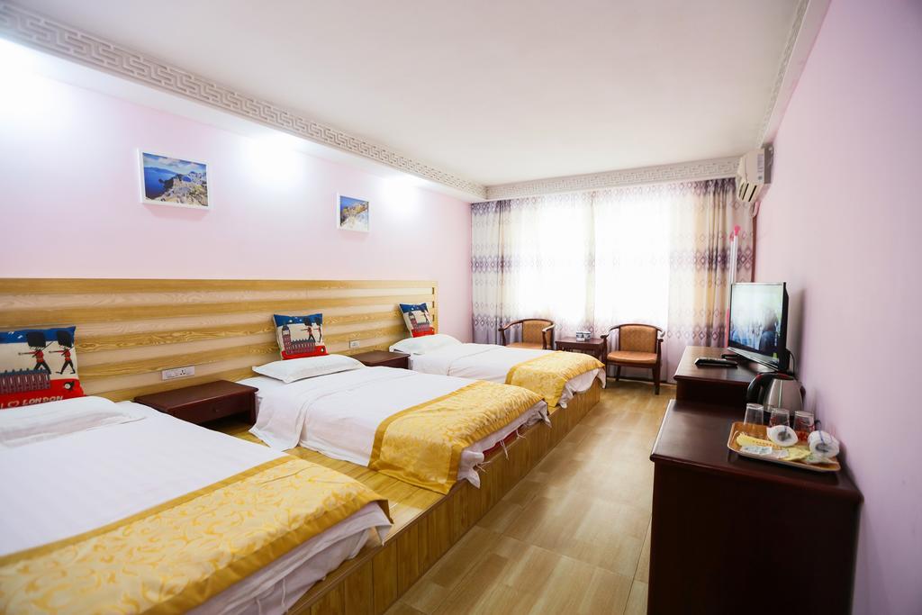 Fawlty Towers Hotel Dương Sóc Ngoại thất bức ảnh